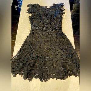 BB Dakota black laced cap sleeved dress.
